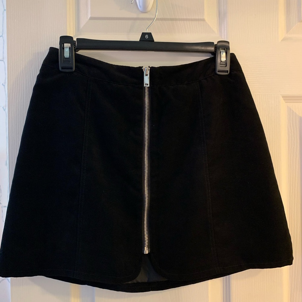 Black velvet zipper skirt